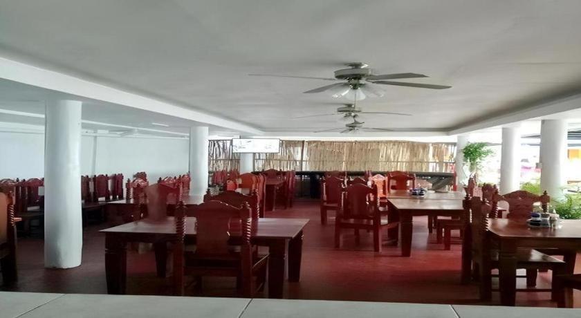 Palm Grove Saud Holiday Complex Hotel Pagudpud Exterior photo