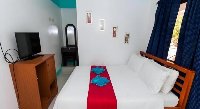 Palm Grove Saud Holiday Complex Hotel Pagudpud Exterior photo